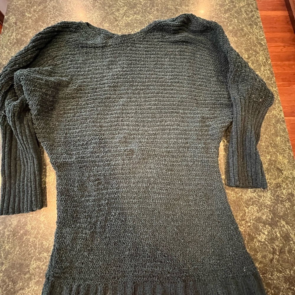 Women's Green Sweater